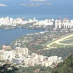 Canto Doce In Santa Tereza Rio De Janeiro